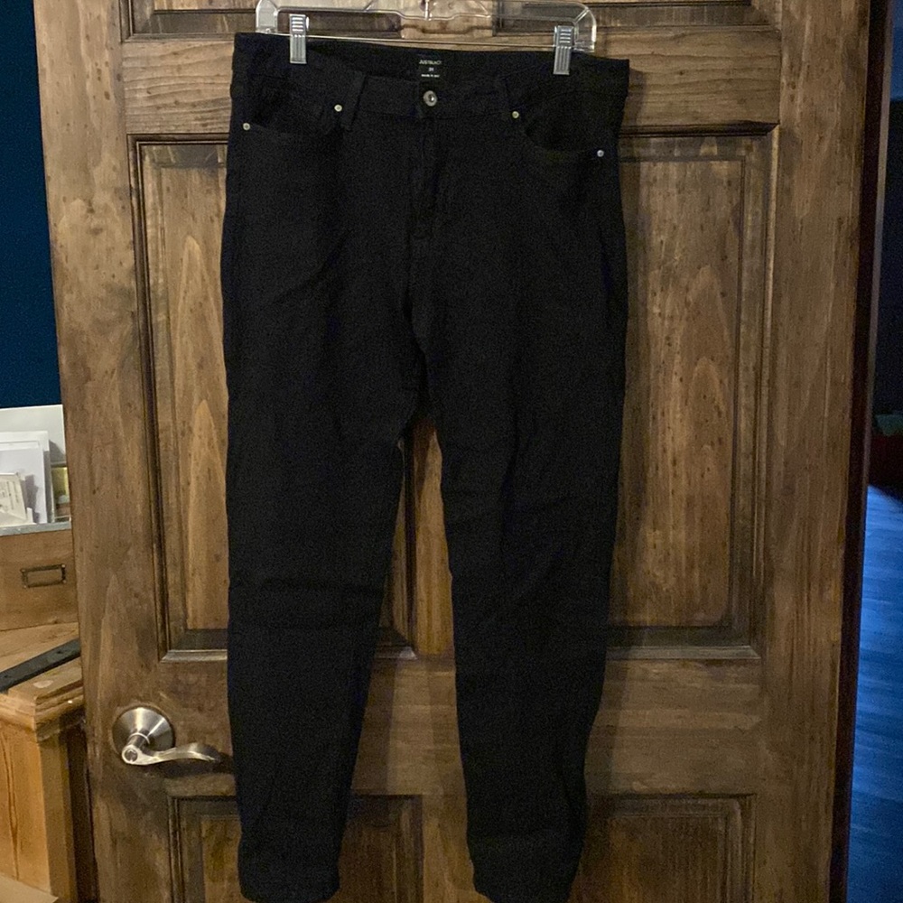 Just Black size 31 black jeans